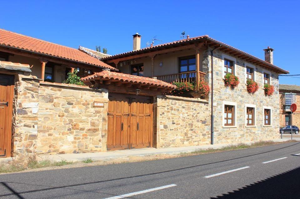 Hotel Rural La Veleta Murias de Rechivaldo Eksteriør bilde