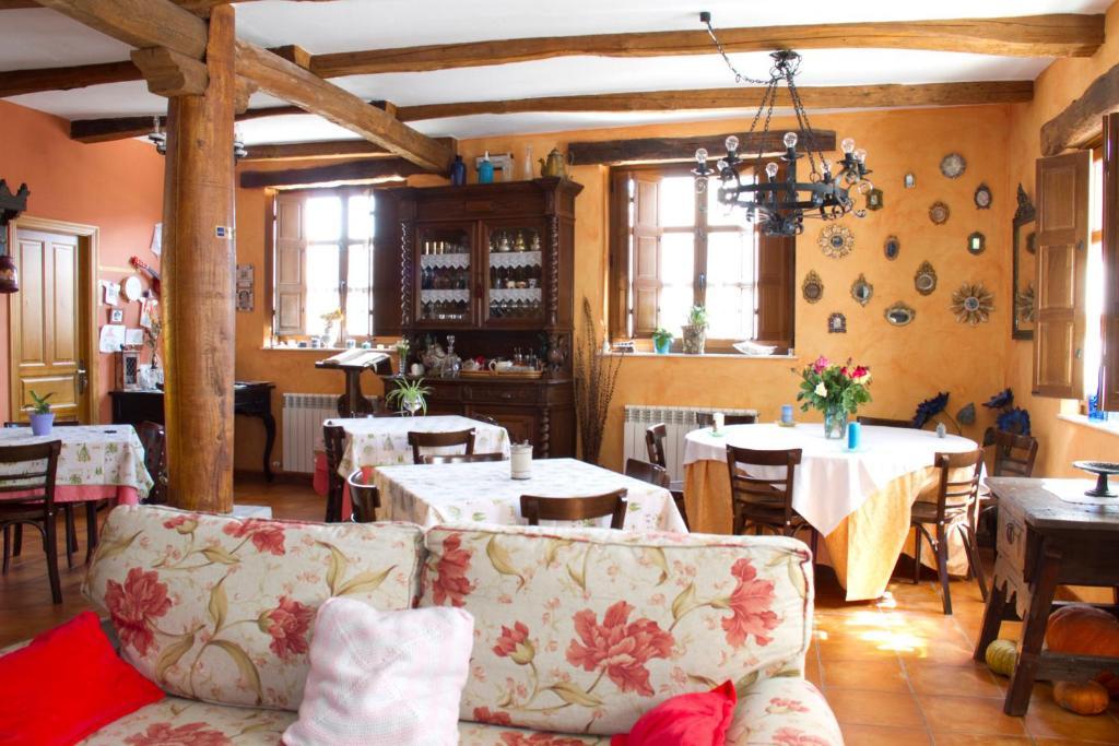 Hotel Rural La Veleta Murias de Rechivaldo Eksteriør bilde